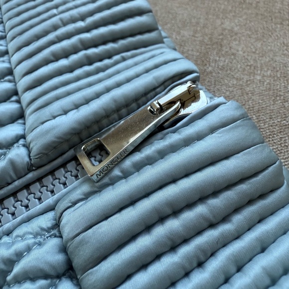 Moncler Light Gray Quilted A-Line Skirt - Picture 3 of 9